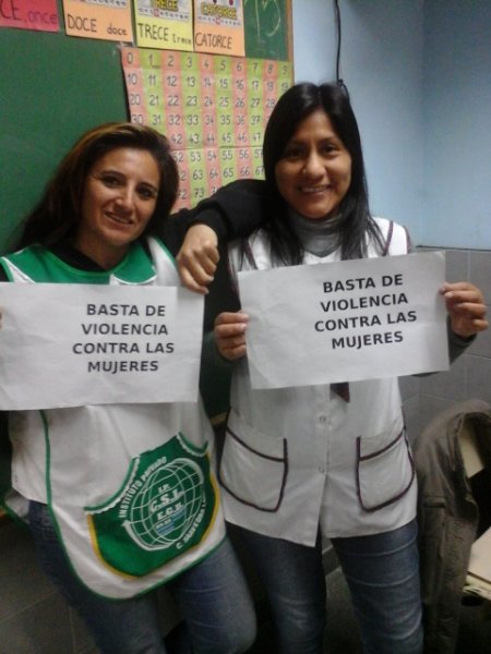 Campaña por los derechos de las mujeres en las escuelas