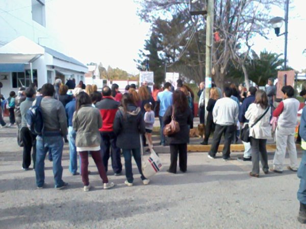 Repudiamos la designación de Facundo Gaitán en el municipio de Plottier